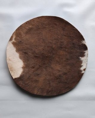 Thick drum cow / steer skin with hair M