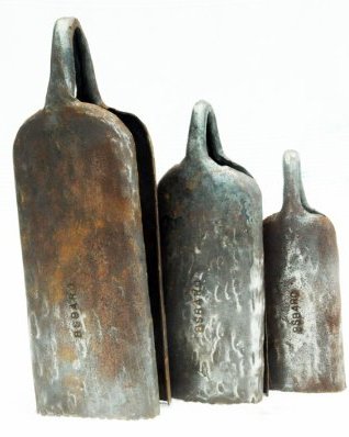 Guinea dunun bells set Baro