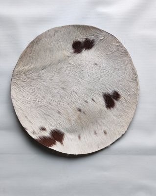 Semi thick drum cow / steer skin with hair M
