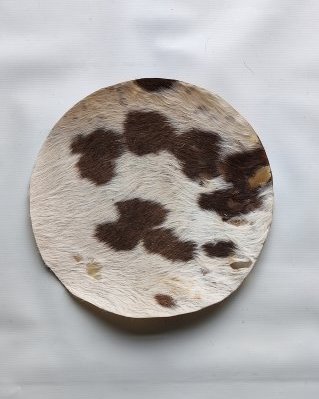 Thin djembe cow / calf skin with hair S