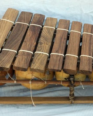 Bobo pentatonic balafon instrument 20 keys