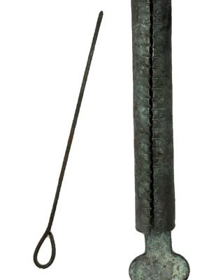 Karignan scraper bell